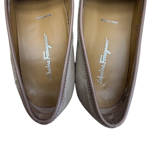 Salvatore Ferragamo Women’s Tan Suede Loafers With Gold Buckle Size 7.5B - Picture 7 of 8